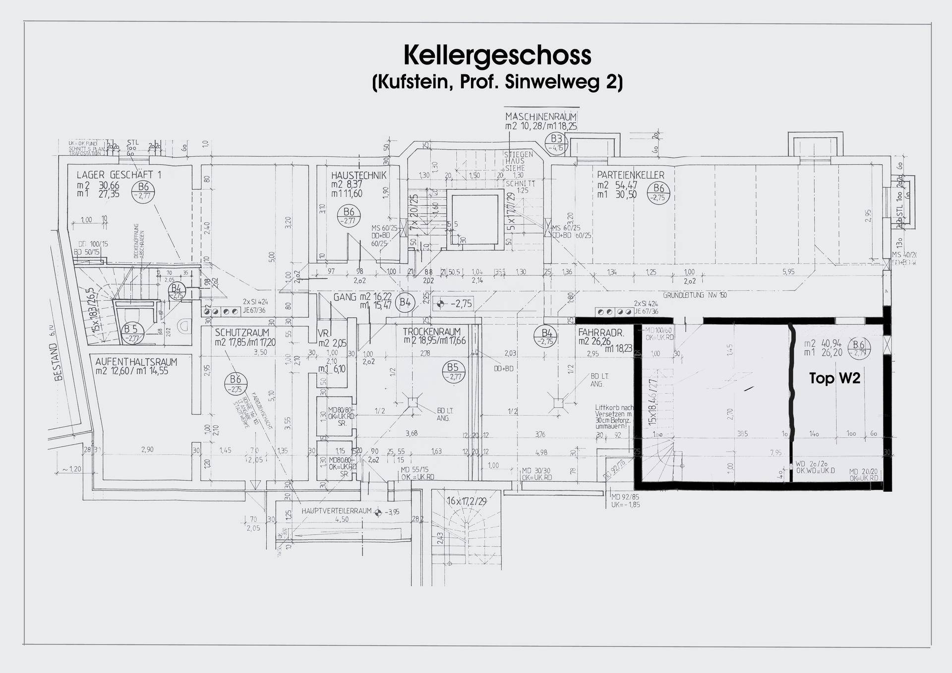 Grundriss des Kellergeschosses mit Lagerräumen, Fahrradraum und weiteren Nutzflächen.