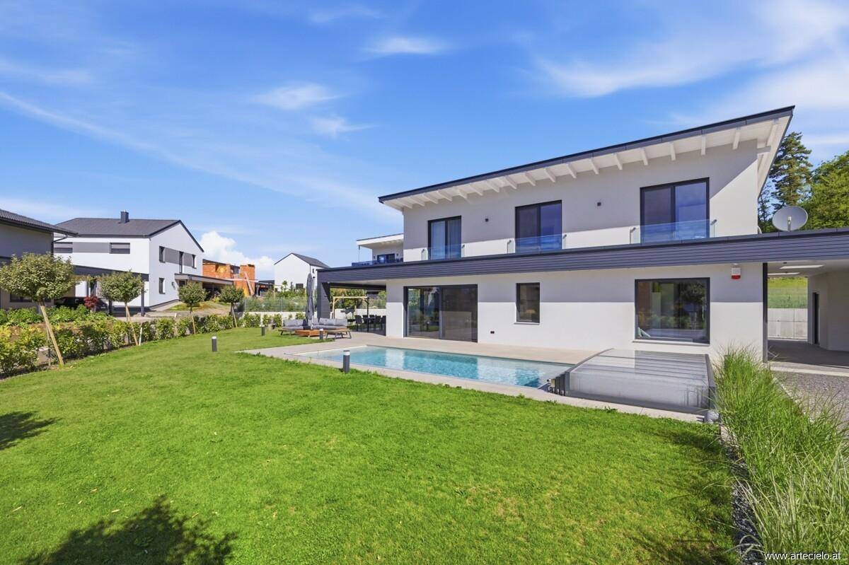 Neues Einfamilienhaus im High-End-Segment - Ansicht 2