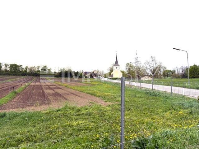 Nachbar-Grundstück
