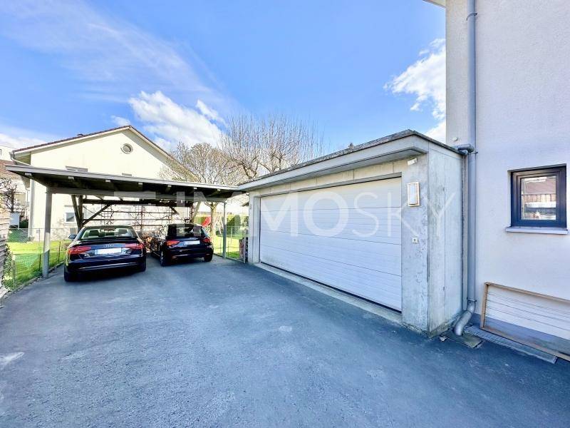 Doppelcarport und Doppelgarage