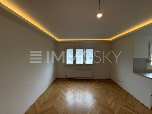 Großes Zimmer
