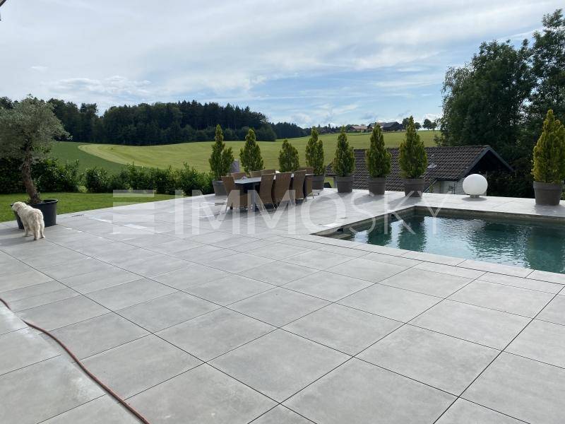 Terrasse und Pool