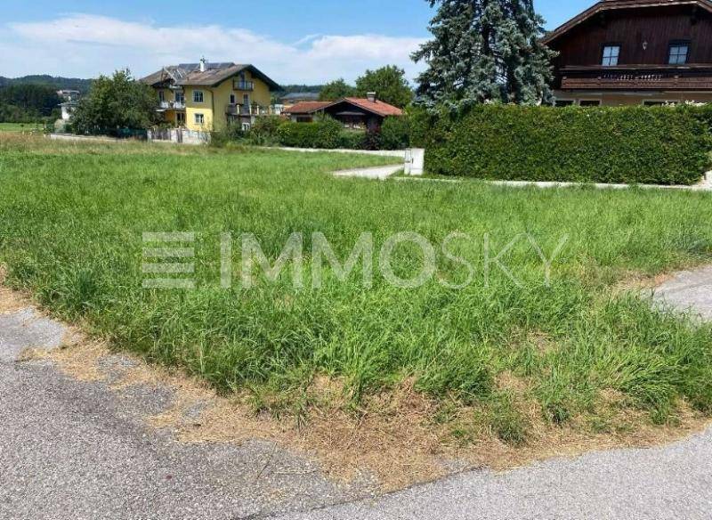 Grundstück Seitenansicht