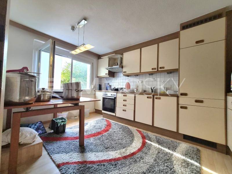 Geschäfts-Wohnhaus direkt an der Marktstraße - Ansicht 2