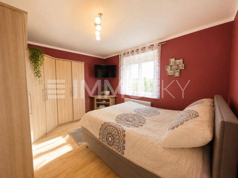 Modernisierte 3-Zimmer-Wohnung mit sonniger Loggia - Ansicht 5