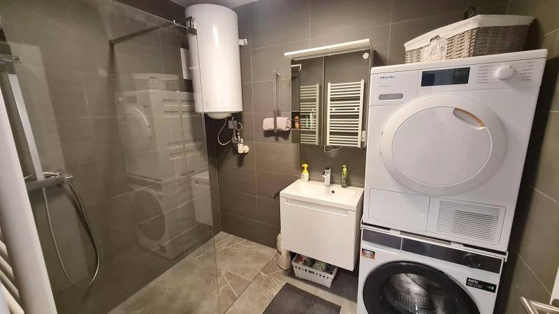 Krankenhaus Nähe! Großzügige Pärchenwohnung! - Ansicht 3