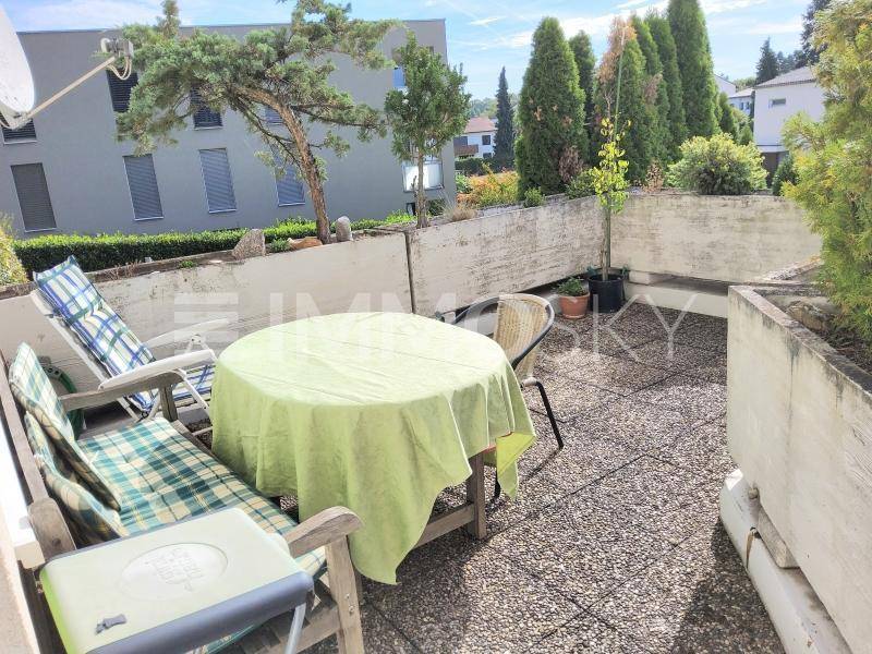 Terrasse mit Markise