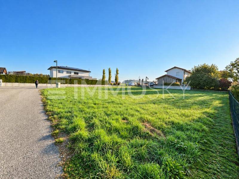Ihr Platz fürs Eigenheim: 823 m² ebenes Bauland in Tumeltsham - Ansicht 3