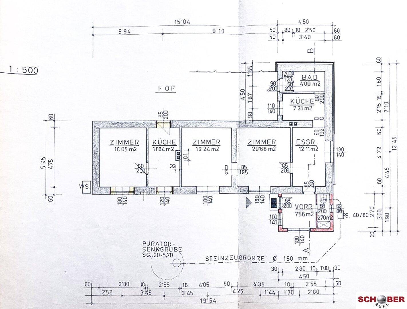 Detaillierter Grundriss des Erdgeschosses mit Zimmeraufteilung und Flächenangaben.