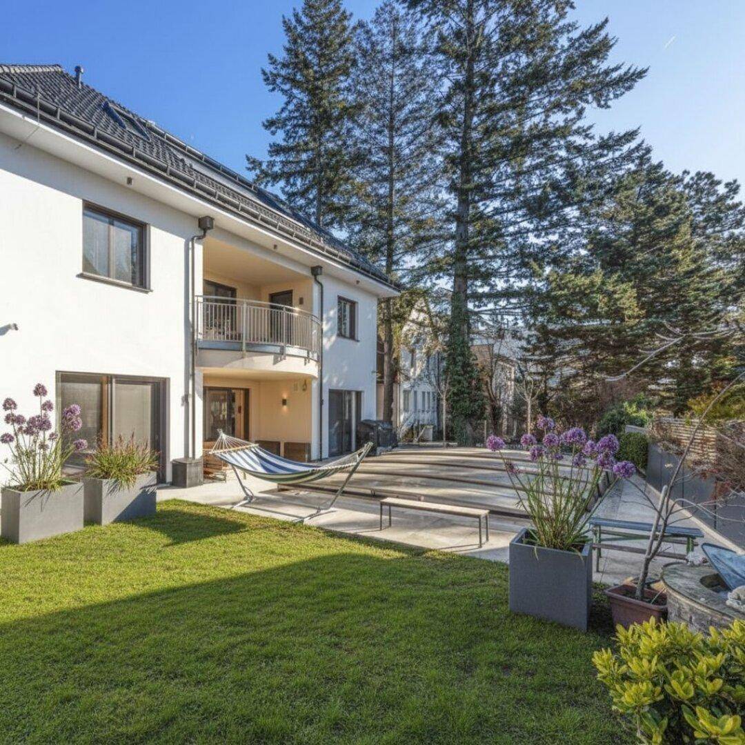 Großzügige High-End-Familienvilla der Extraklasse. - Spacious, high-end family villa of the highest class. - Ansicht 3