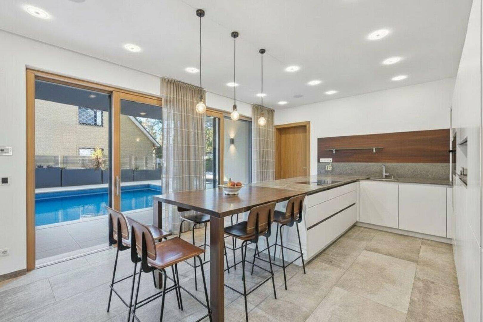 Großzügige High-End-Familienvilla der Extraklasse. - Spacious, high-end family villa of the highest class. - Ansicht 4
