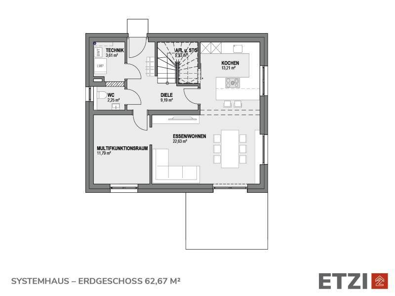 Grundriss des Erdgeschosses mit offener Küche, Wohn-Essbereich, Gäste-WC und Terrassenzugang.