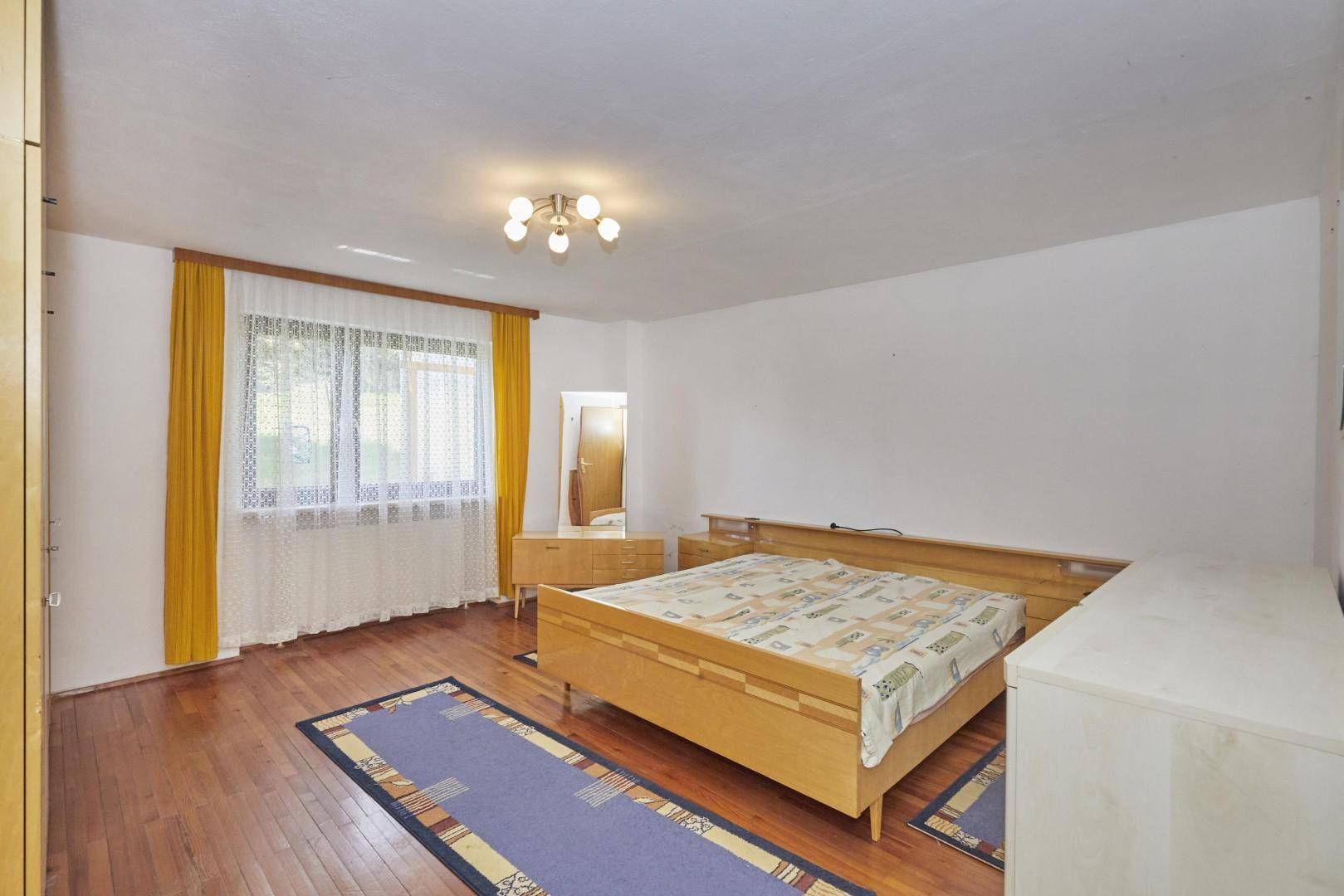 EG Schlafzimmer