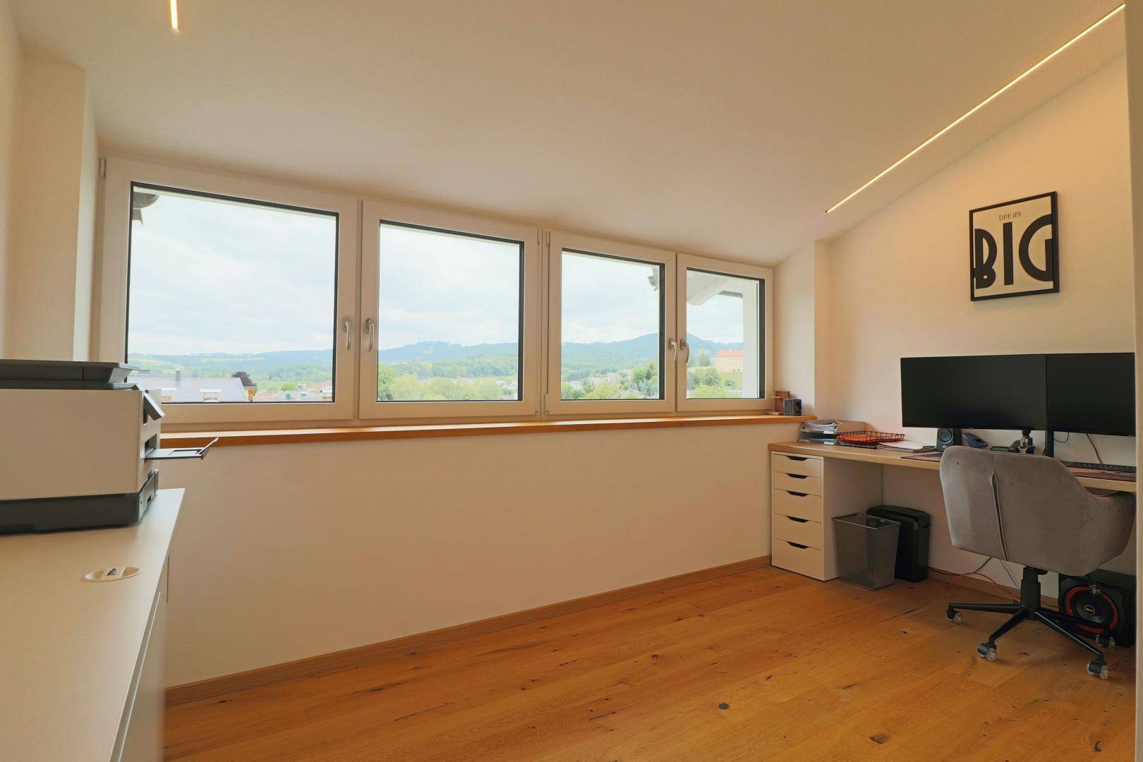 Loggia _ Büro