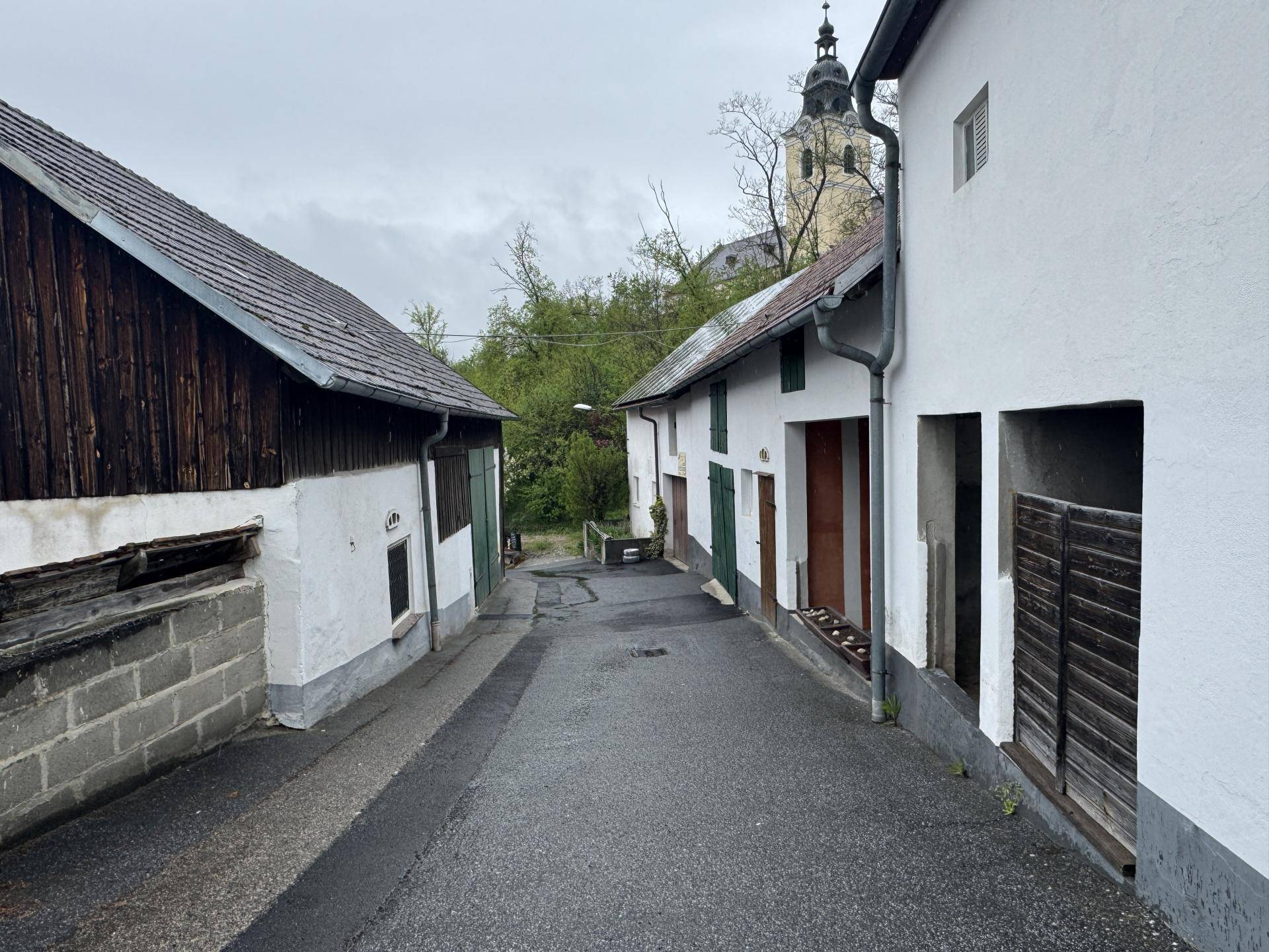 Hintauszufahrt
