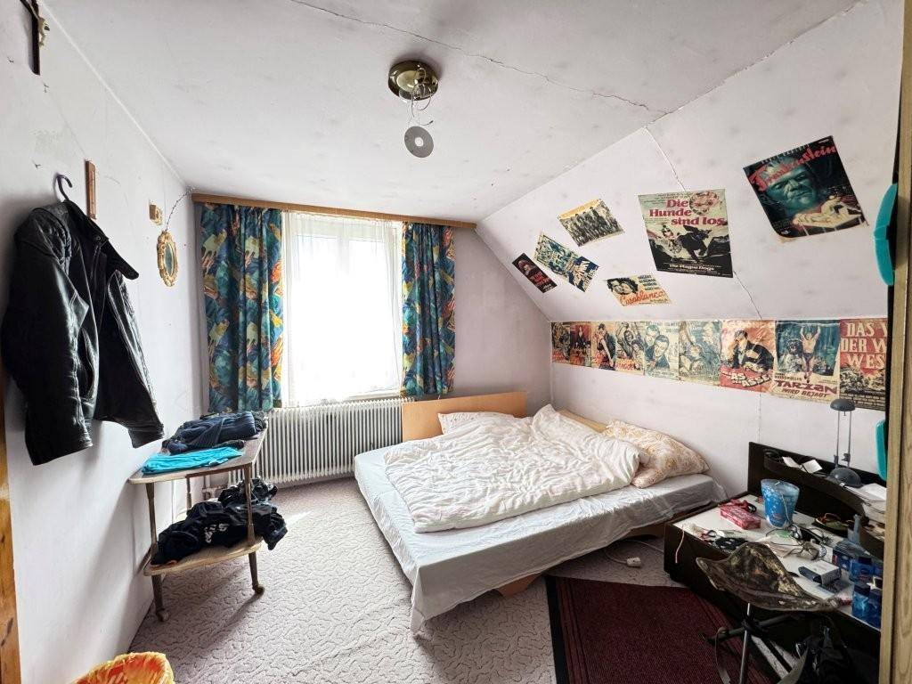 Zimmer 1 OG