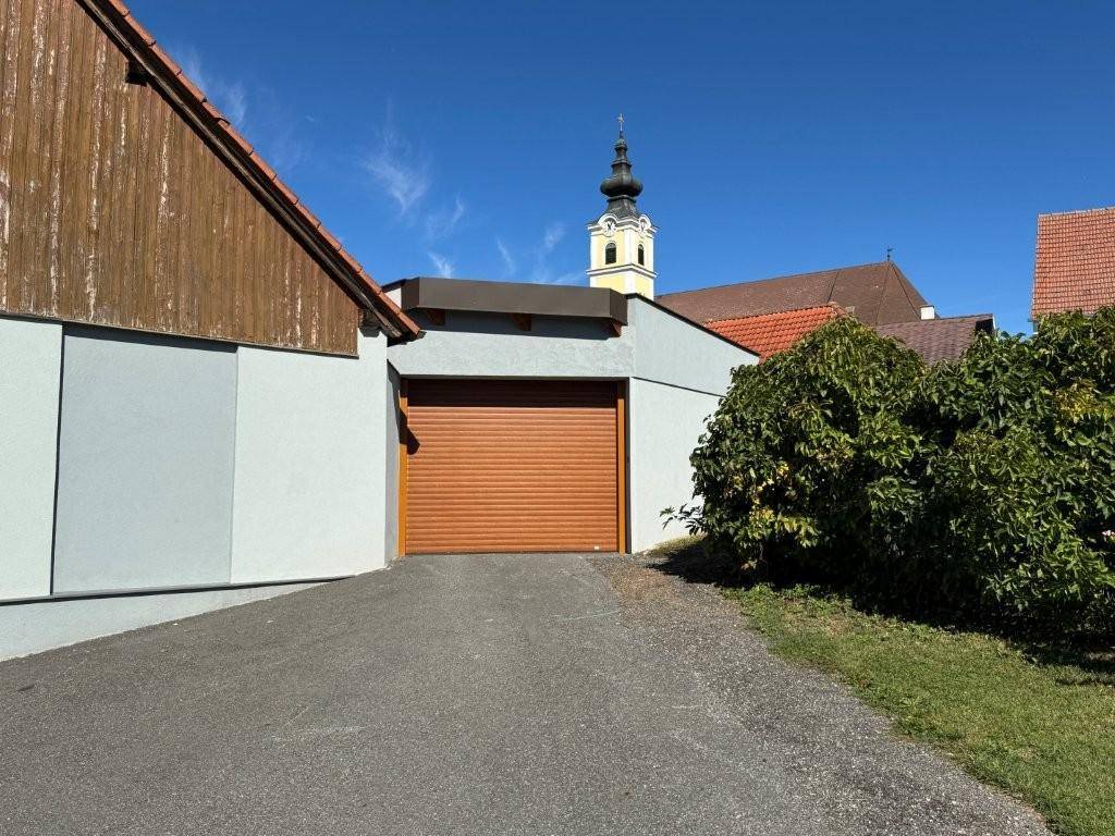Garage Außenansicht