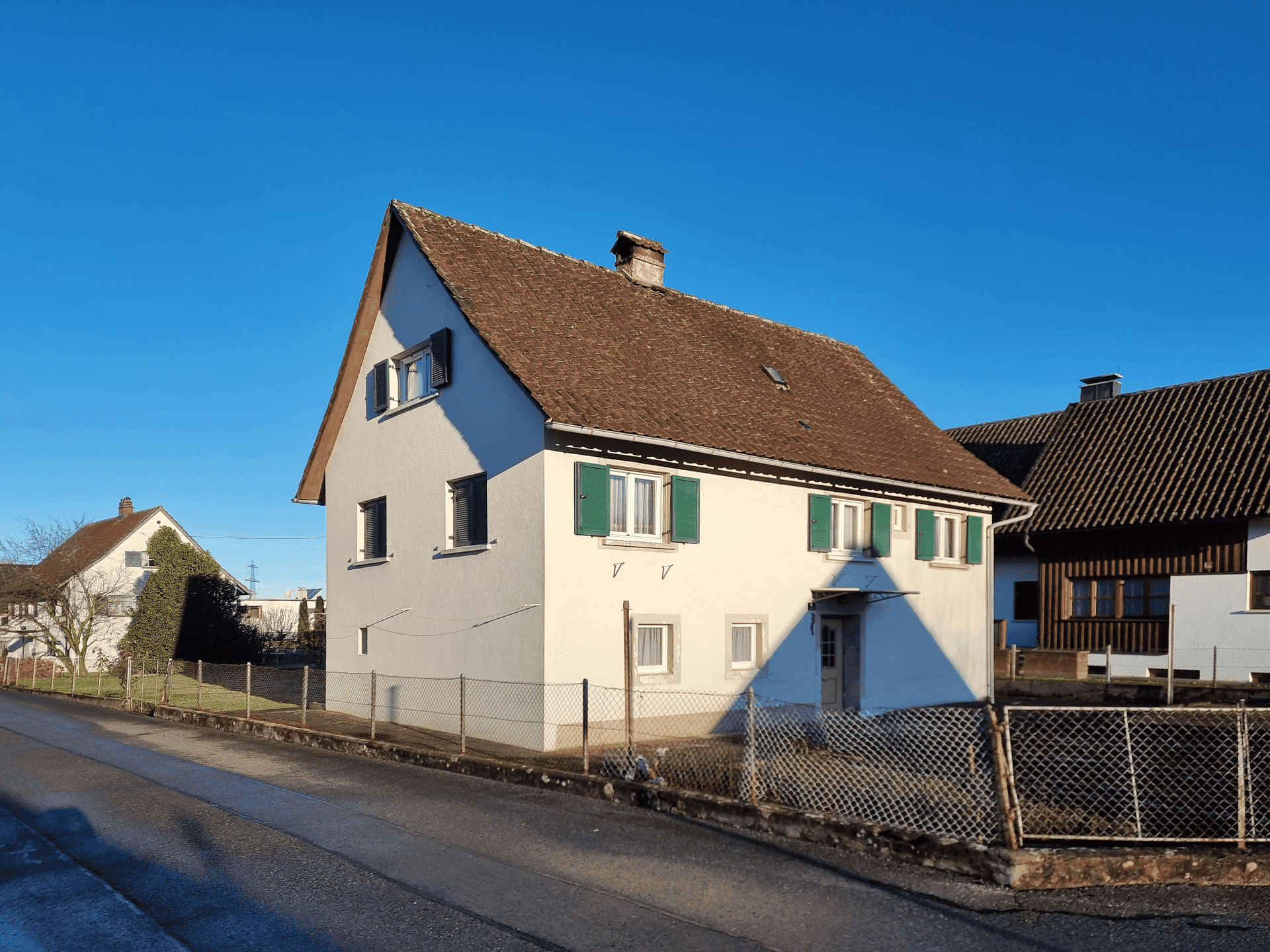 Sonniges Baugrundstück mit Altbestand in ruhiger Lage von Schwarzach - Ansicht 6