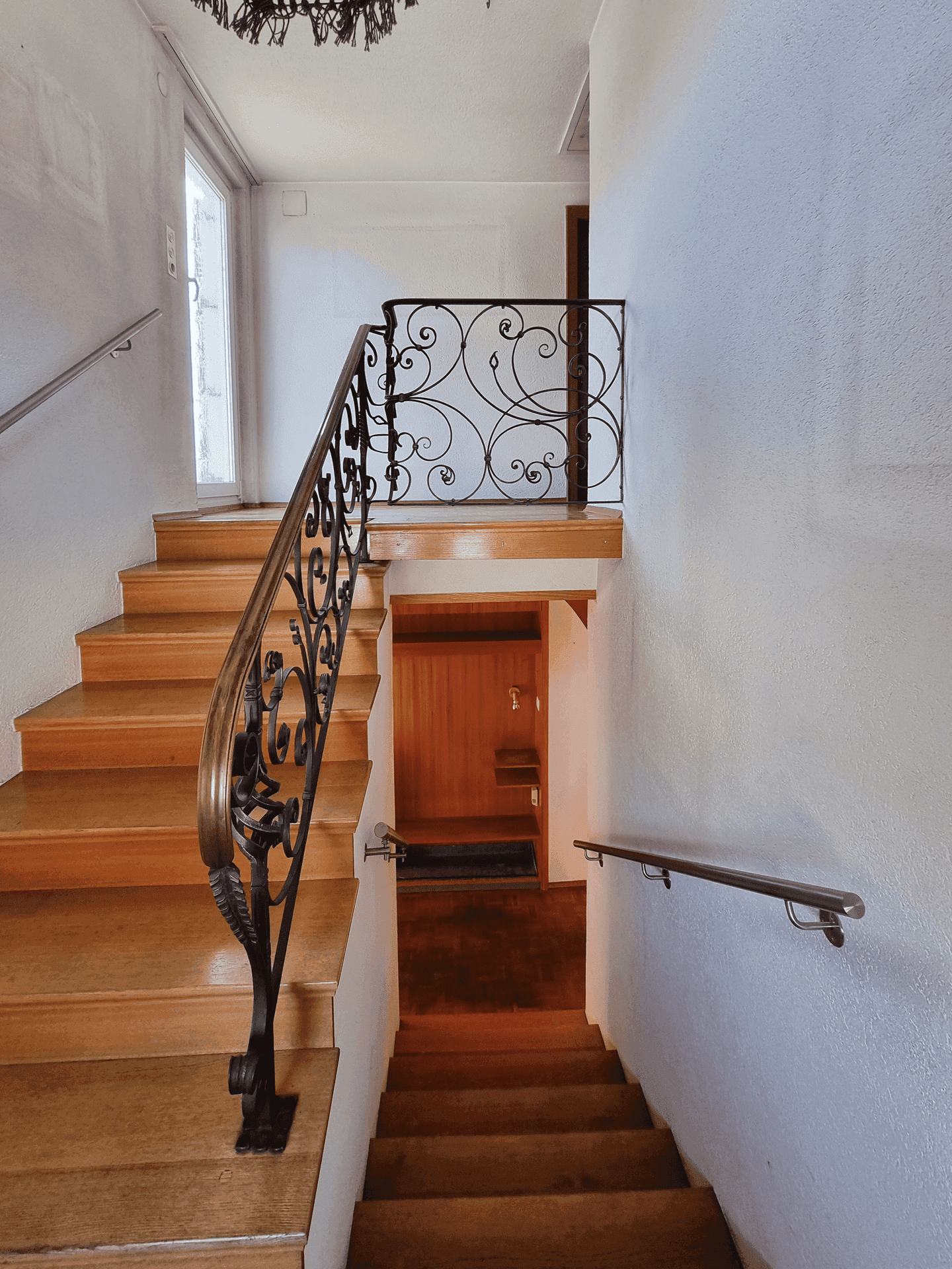 Sonniges Einfamilienhaus mit großem Garten und Dachterrasse in ruhiger Lage von Dornbirn – další