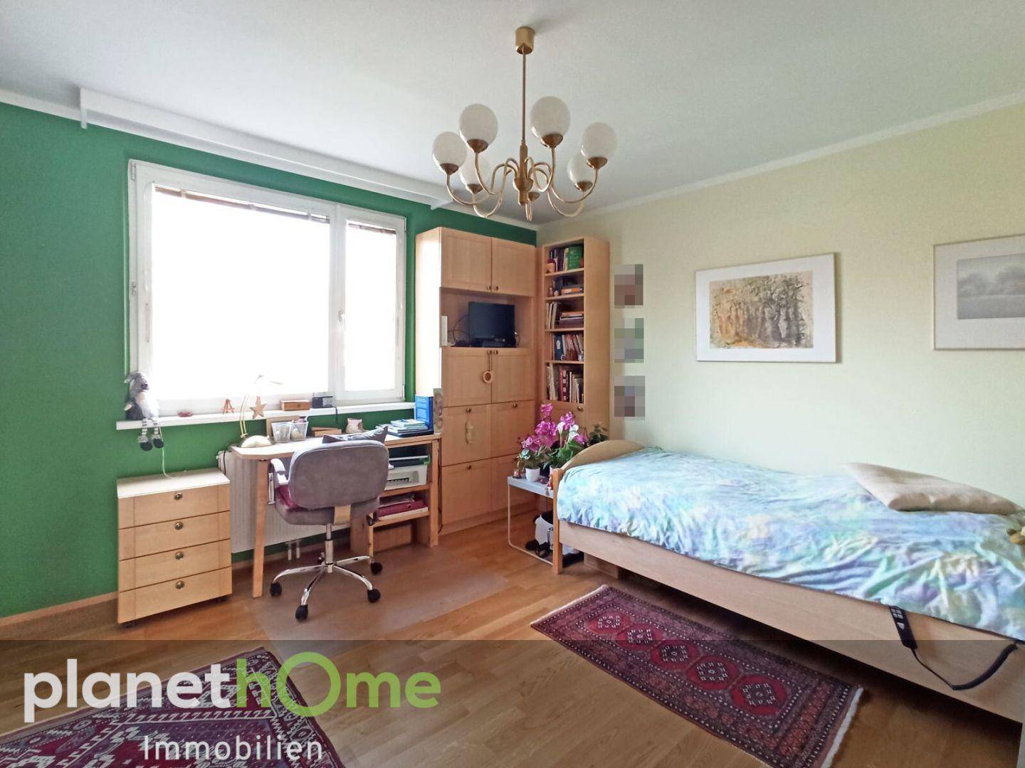 Schlafzimmer 02