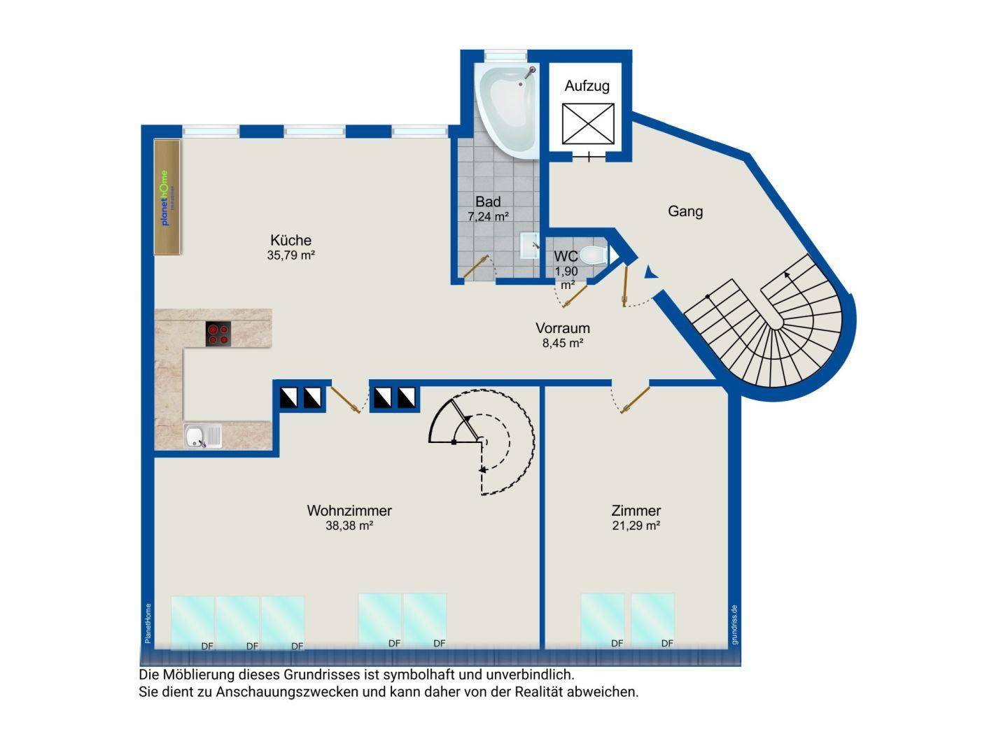 Grundriss mit Küche, Wohnzimmer, Bad, WC und Aufzug, inklusive Flächenangaben.