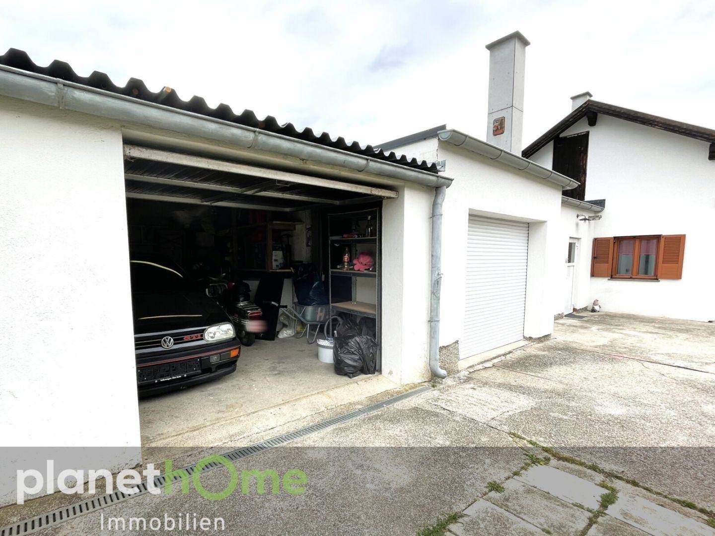 Zwei Garagenplaetze vorhanden