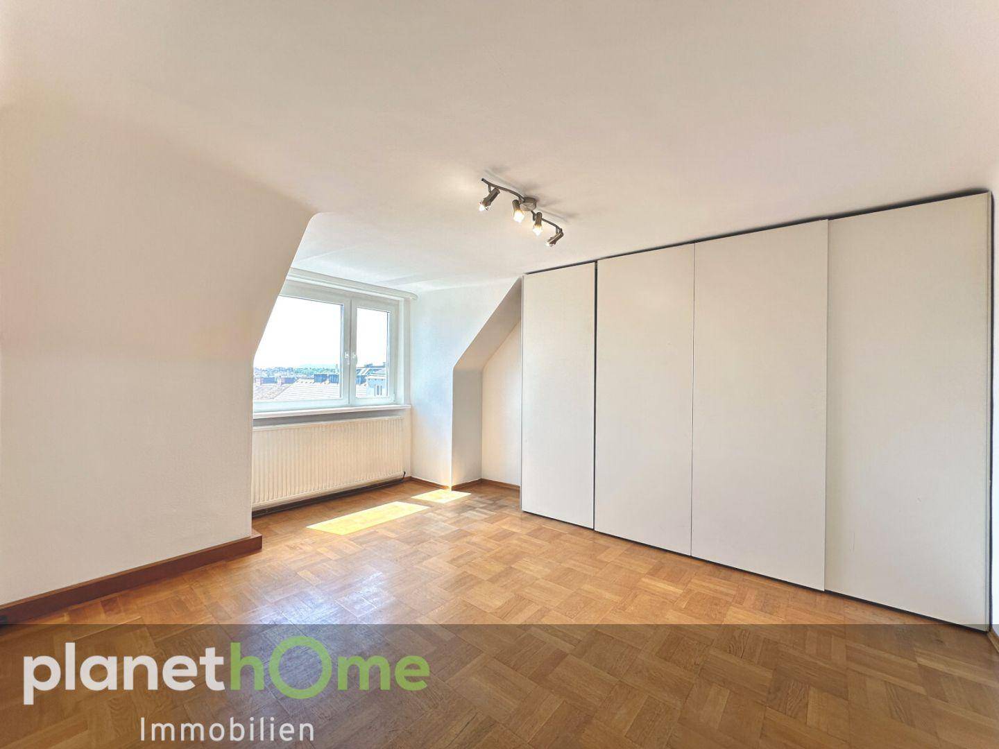 Schlafzimmer 1 Ansicht 2