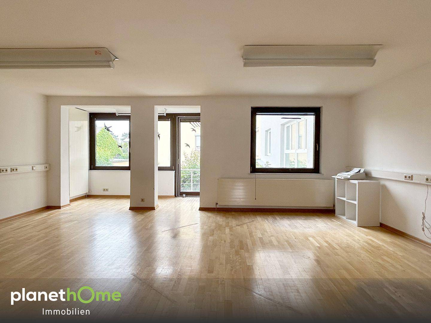 Wohn und Schlafzimmer