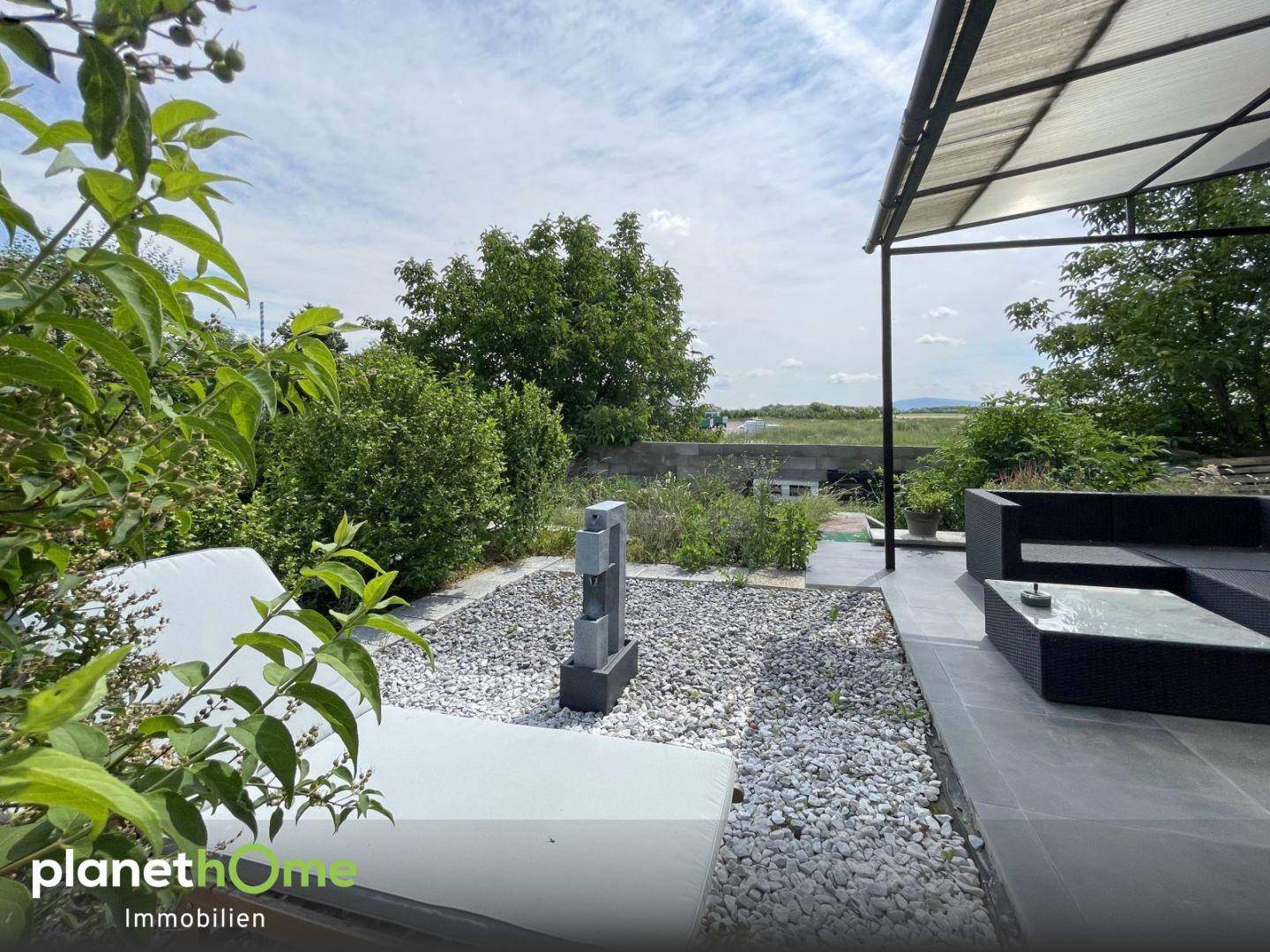 Terrasse hinterm Bad