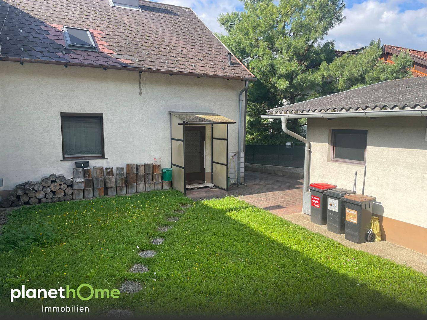 Garten und Zugang W2 - Garage