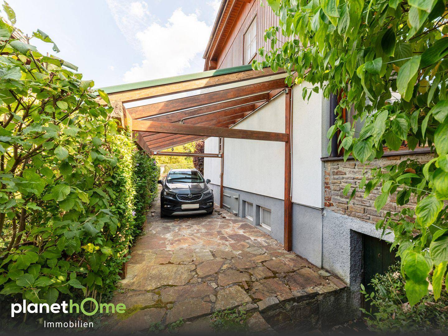 Carport
