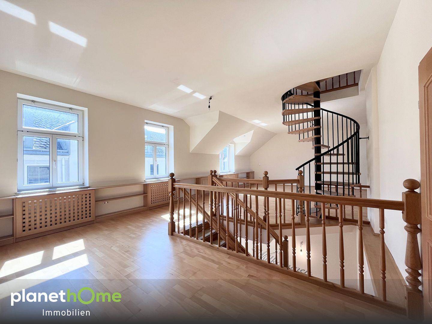 Treppen OG
