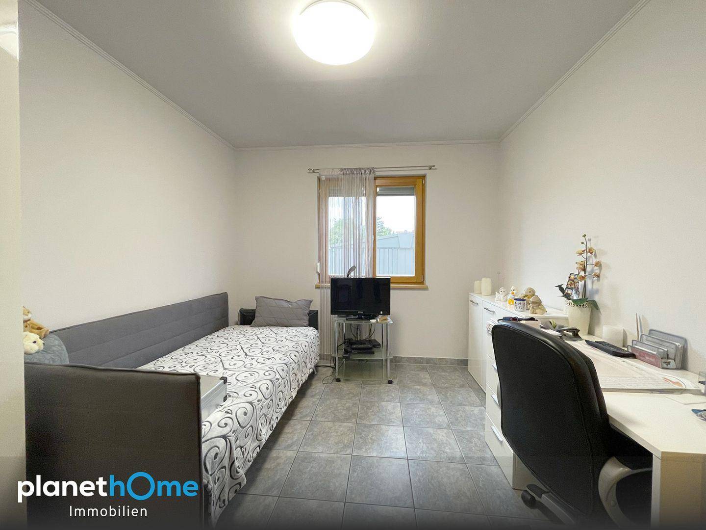 Schlafzimmer 2