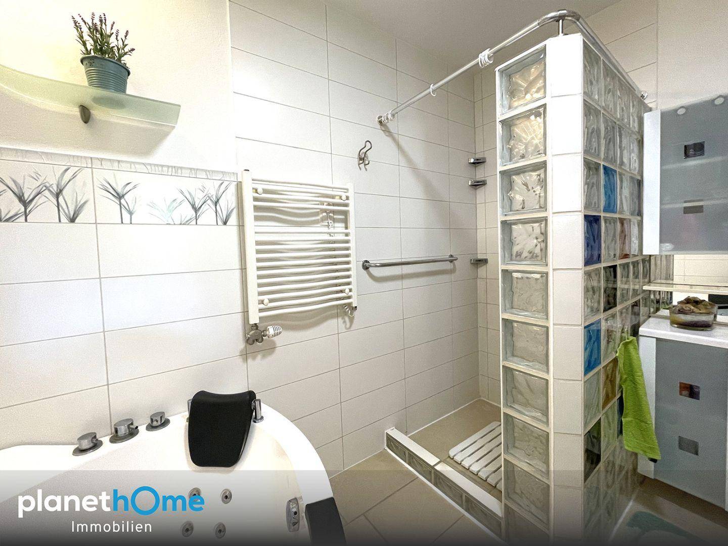 Badezimmer EG