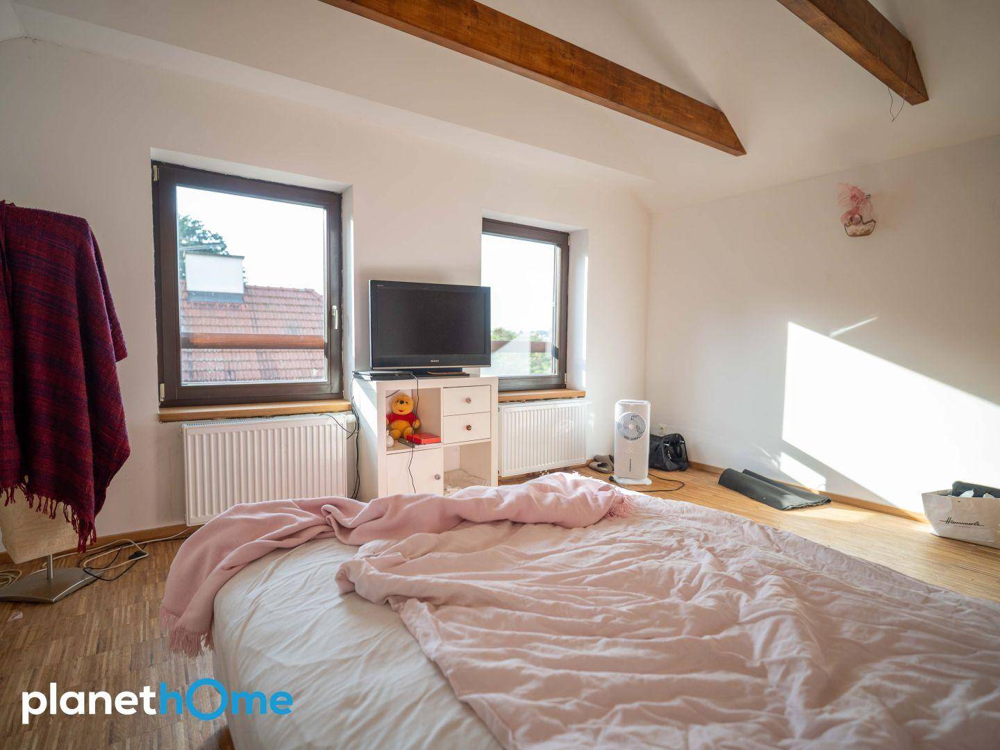 Schlafzimmer DG