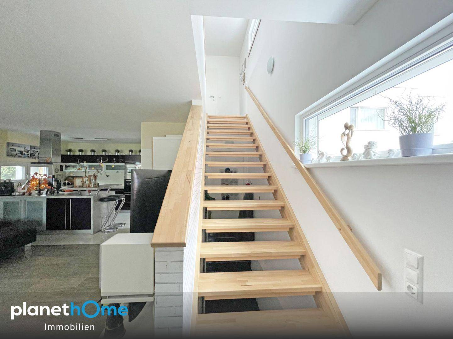 Stiegenaufgang zum OG