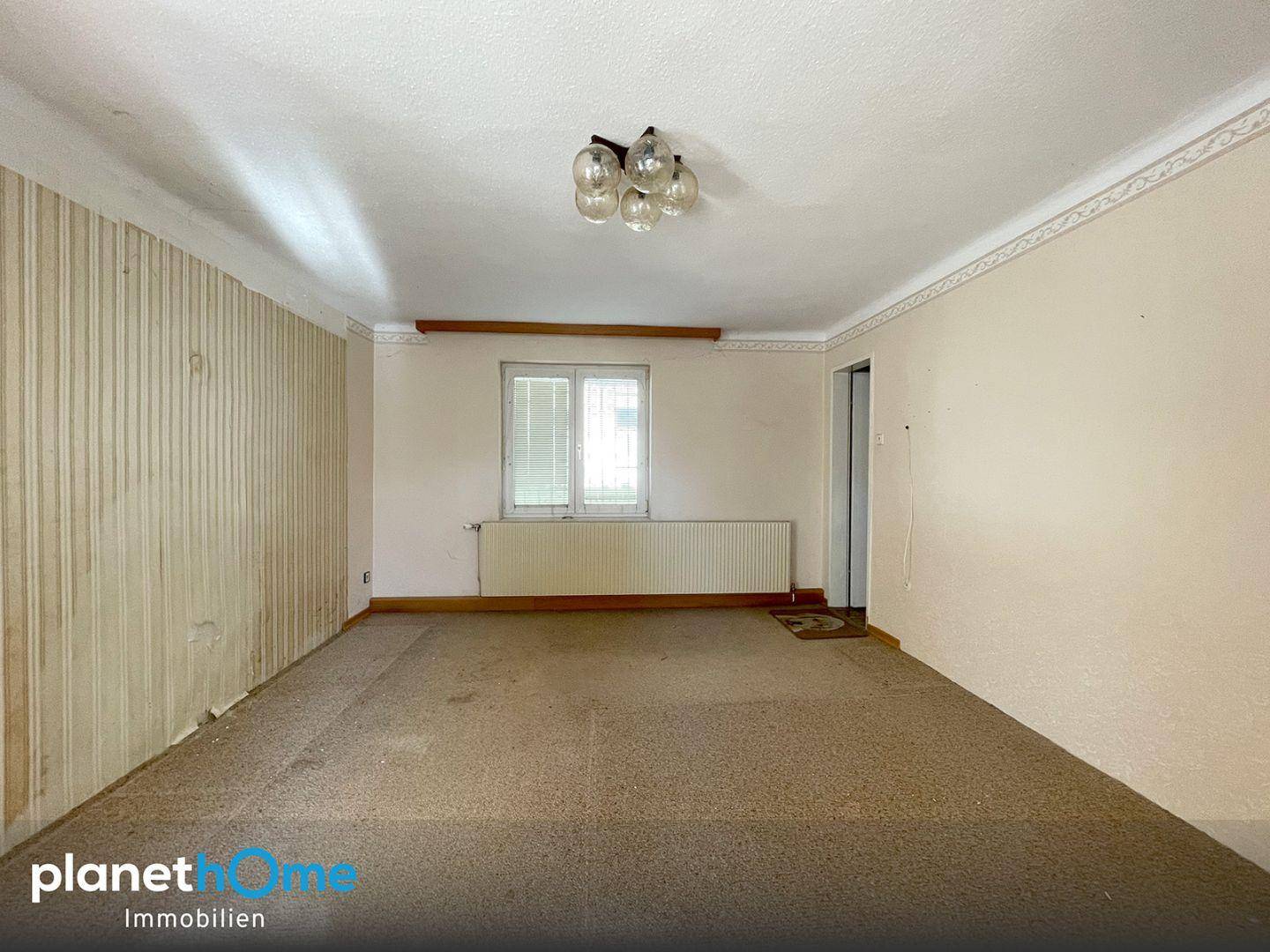 Bungalow mit Nebengebäude – Weinkeller und ca. 1.142 m² Acker - Widok 5