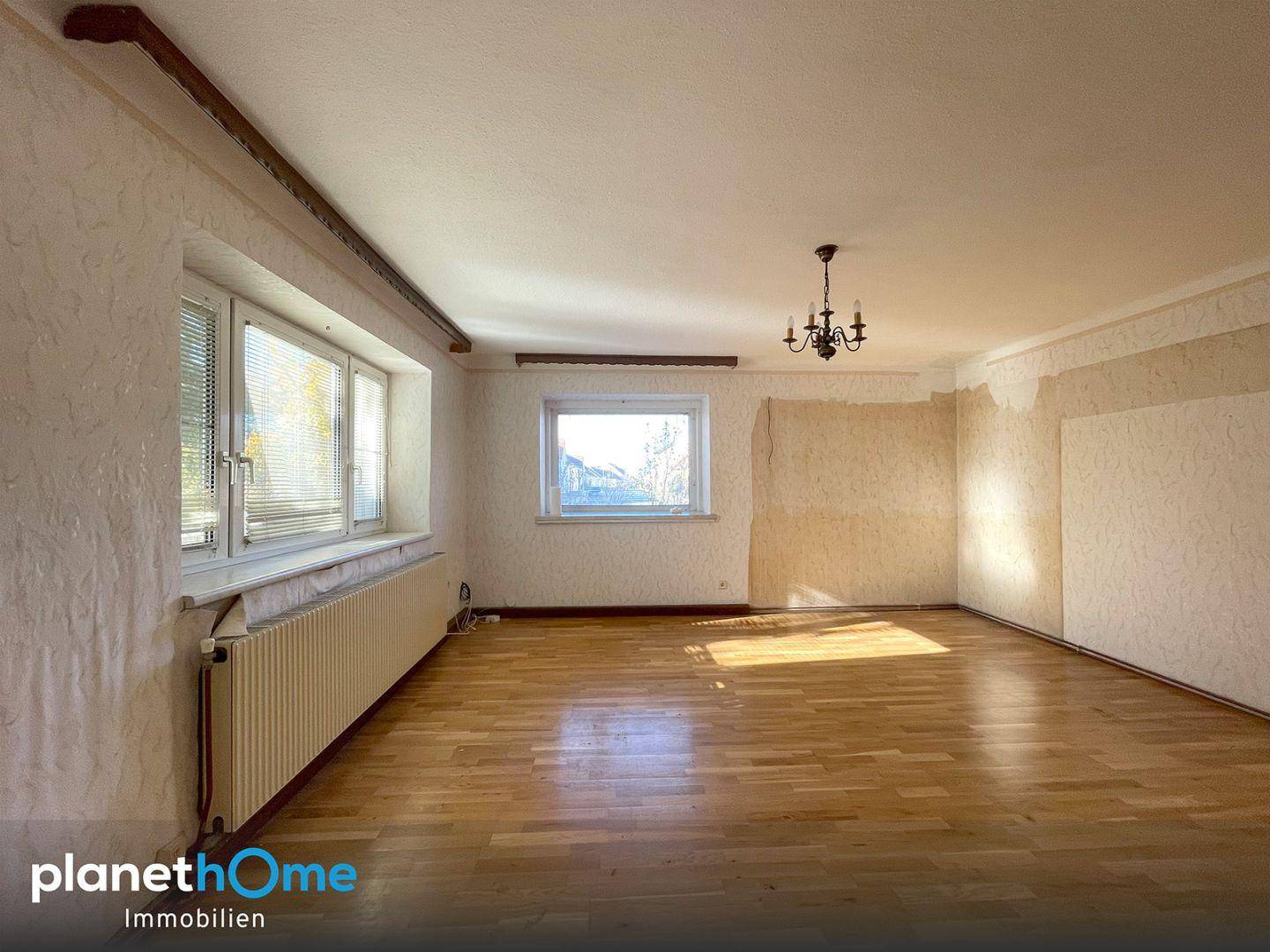 Bungalow mit Nebengebäude – Weinkeller und ca. 1.142 m² Acker - Widok 4