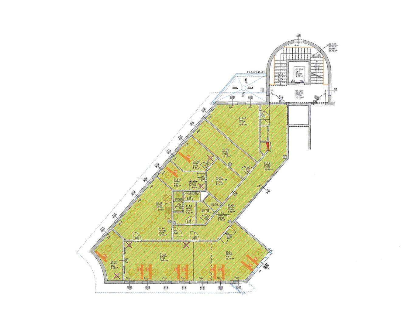 Grundrissplan einer Etage mit mehreren Räumen und Treppenhaus.