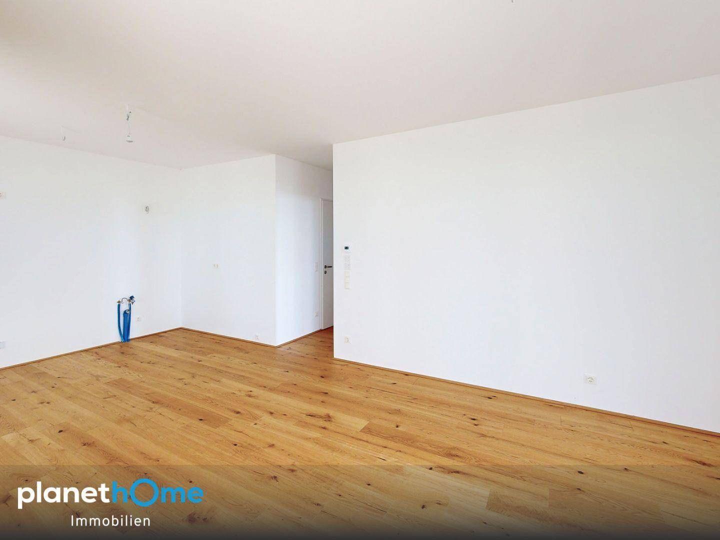 Erstbezug : Neubau : 3-Zimmer-Wohnung : Loggia : Garten - Ansicht 3