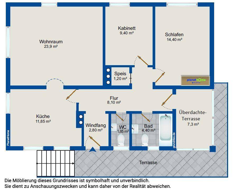 Grundriss des Erdgeschosses mit Wohnraum, Küche, Schlafzimmer und Terrasse.