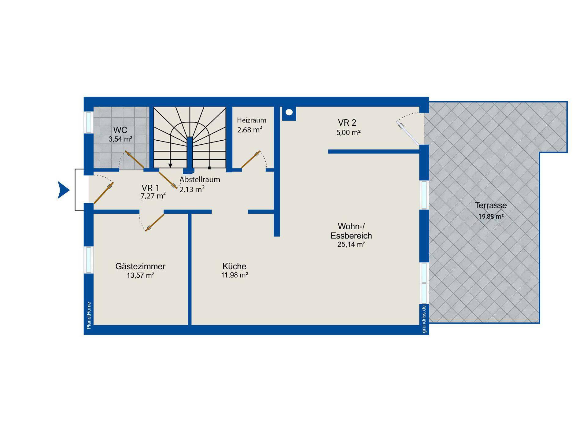 Grundriss des Erdgeschosses mit WC, Gästezimmer, Küche, Wohn-/Essbereich und Terrasse.