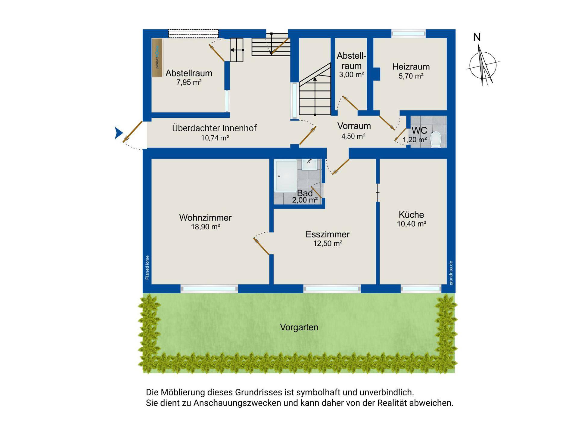 Grundriss des Erdgeschosses mit Wohnzimmer, Esszimmer, Küche und Zugang zum Vorgarten.
