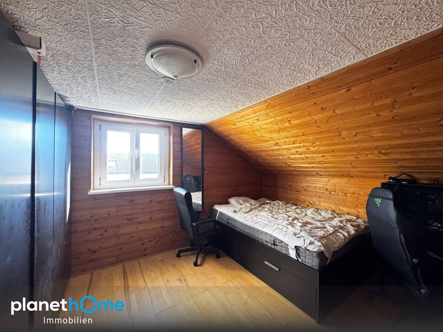 Schlafzimmer 2 OG