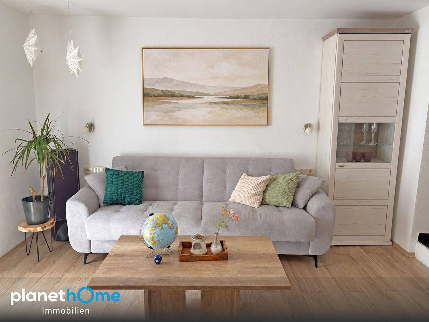 Wohnzimmer mit Holzofen