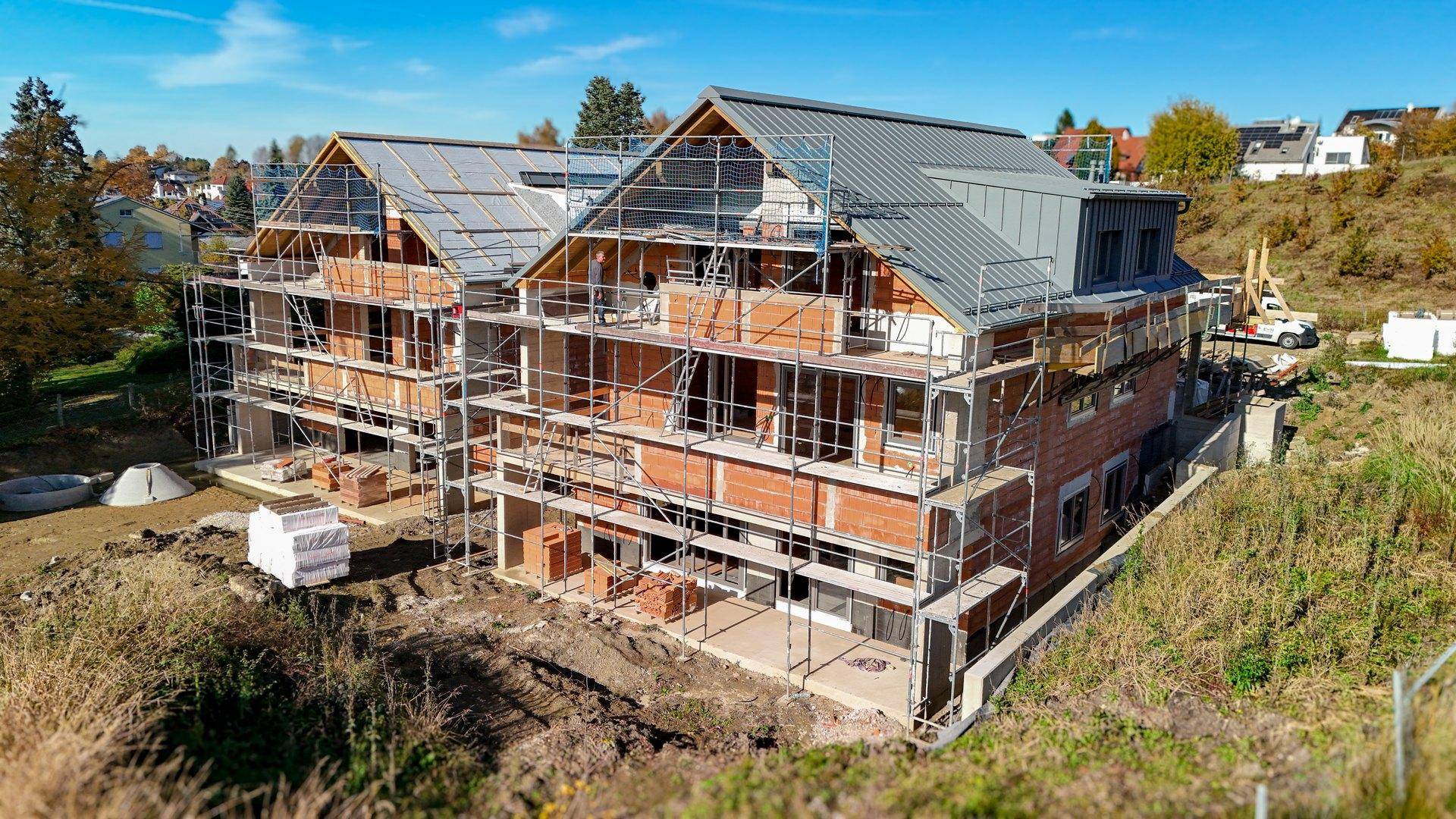 Attraktive 4-Raum Eigentumswohnung im Erdgeschoß mit großem Balkon – Energieeffizient und komfortabel - Ansicht 5
