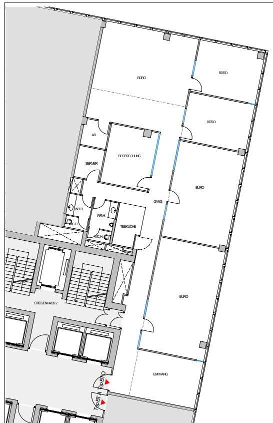 Dieser Grundriss zeigt eine Büroetage mit mehreren Büros, einem Besprechungsraum, einer Teeküche und separaten Toiletten.