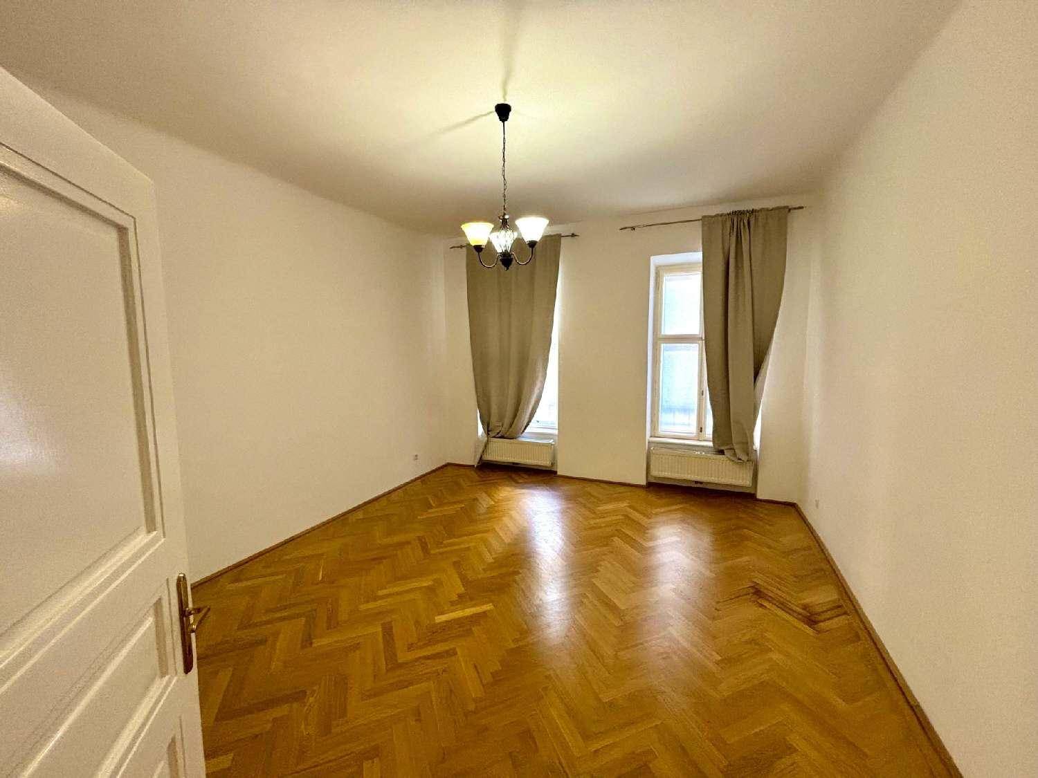 https://pictures.immobilienscout24.de/prod.www.immobilienscout24.at/pictureserver/loadPicture?q=70&id=012.0012000001E83Vc-2dc4ee18685b484e83e18ee2f6c32960