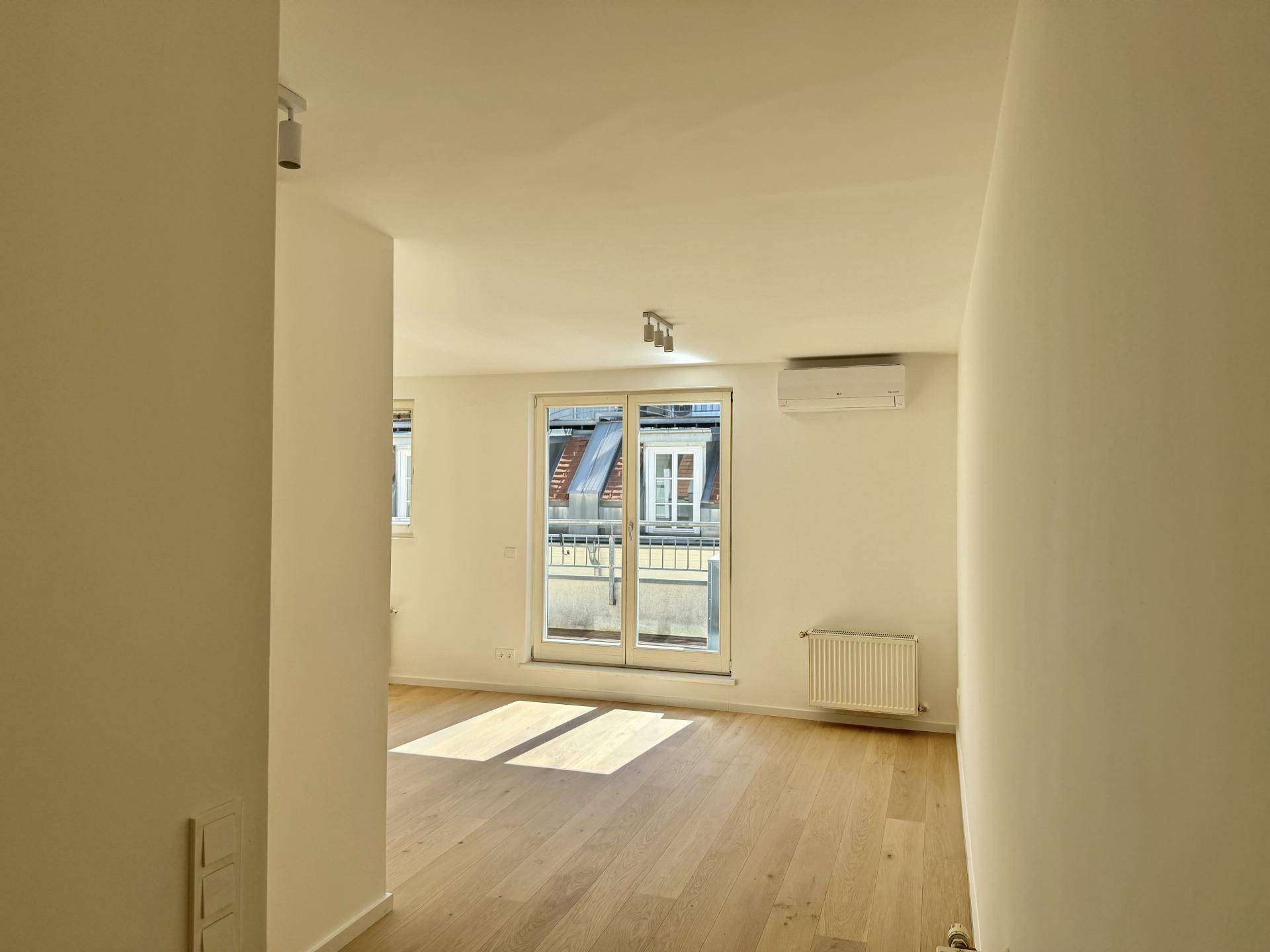 Image00010