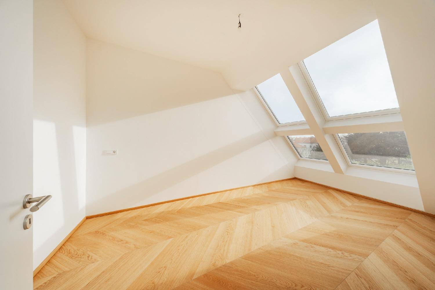 STOCK IM WEG - Licht. Raum. Luxus. - 5 Zimmer Erstbezug mit Südterrasse, Fitness &amp; Garage – pohled 5